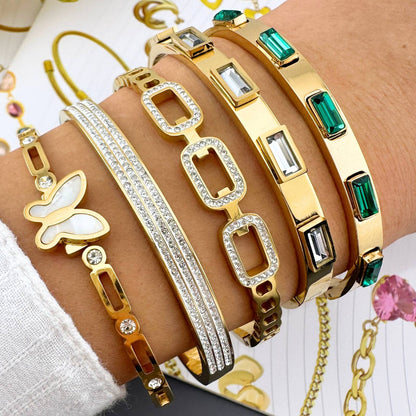 “Butterfly” Bracelet – 18K Gold Elegance