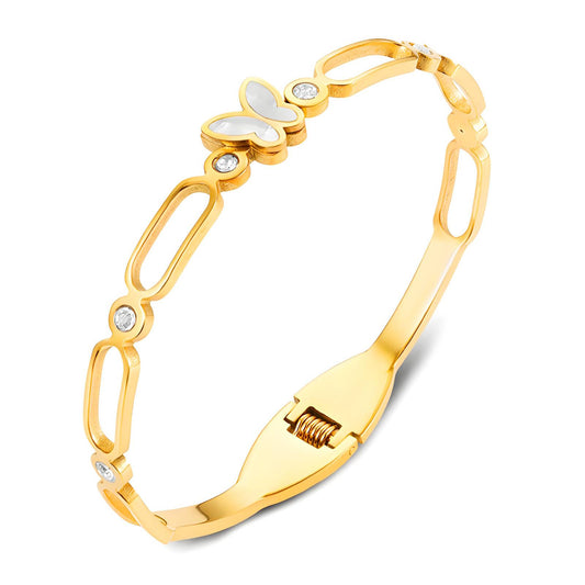 "Butterfly" Bracelet – 18K Gold Elegance