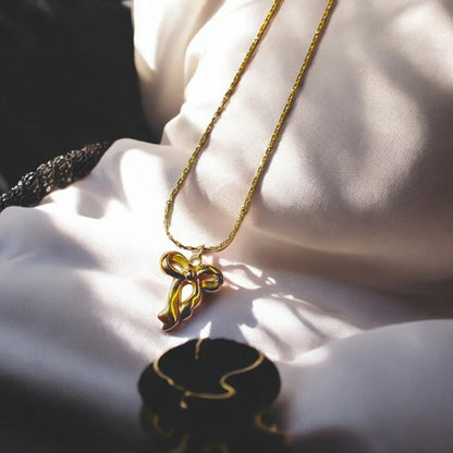 "Infinity Bow Pendant" Necklace- 18K Premium Gold Plated