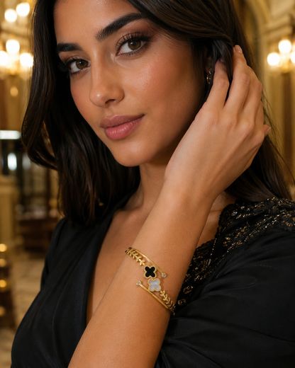 Mother-of-Pearl Clover Bracelet