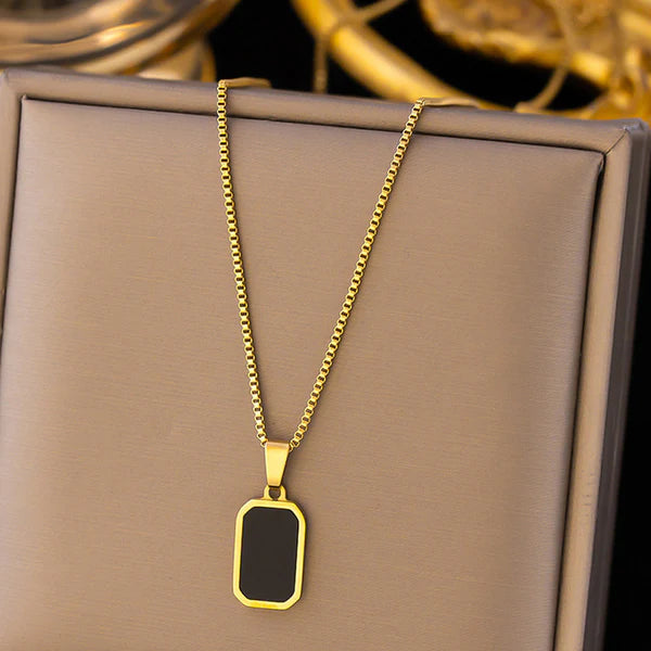 "Geometric Pendant" Necklace – 18K Premium Gold Plated
