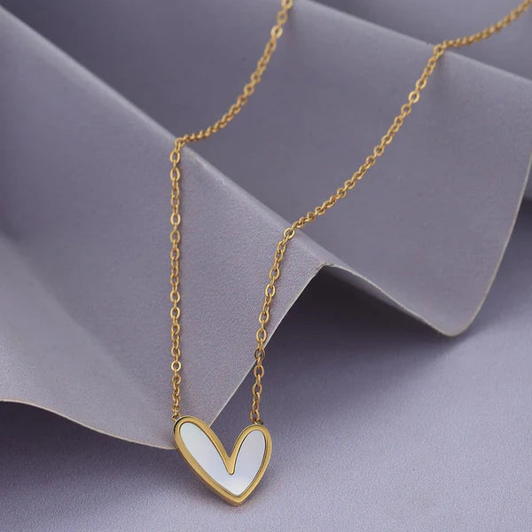 "Heart MOP Pendant" Necklace – 18K Premium Gold Plated