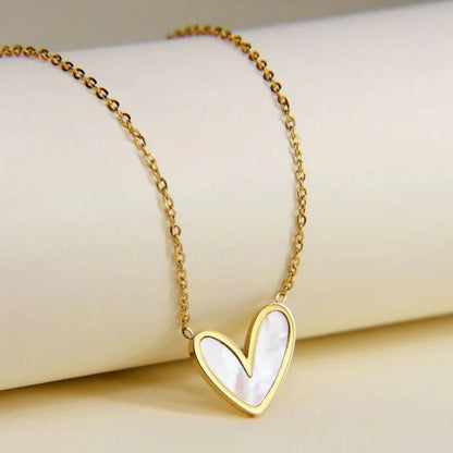 "Heart MOP Pendant" Necklace – 18K Premium Gold Plated