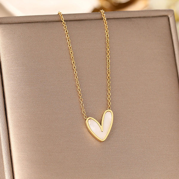"Heart MOP Pendant" Necklace – 18K Premium Gold Plated