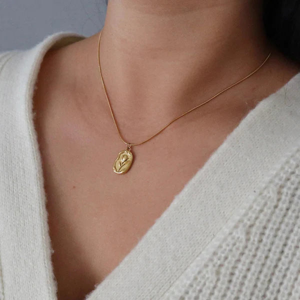 "Rose Themed Pendant" Necklace- 18K Premium Gold Plated