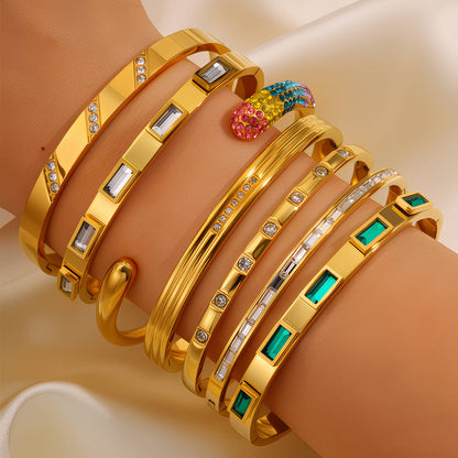"Classic Round" Bracelet – 18K Gold Charm