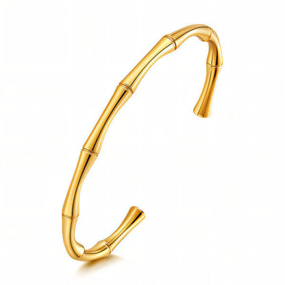 “Leaves” Bracelet – 18K Gold Elegance