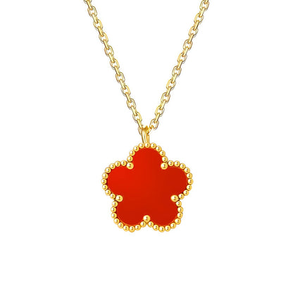 “Flower” Necklace – 18K Gold Elegance