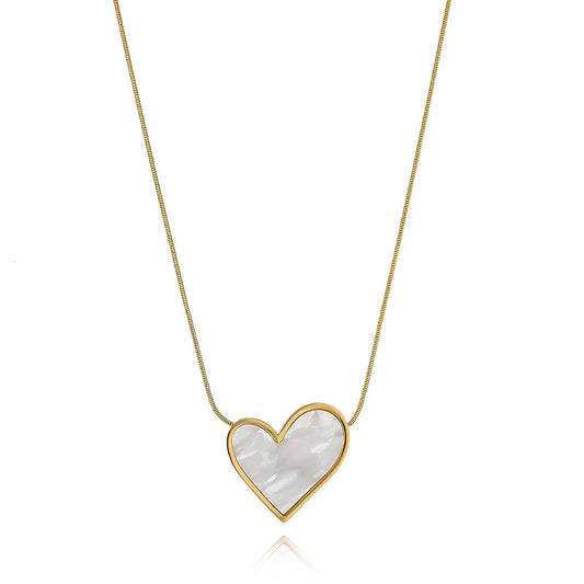 "Classic Heart" Necklace – 18K Gold Elegance