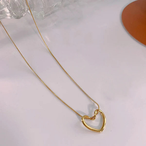 Essential Heart Pendant Necklace by Catwalk Hub – product image 4