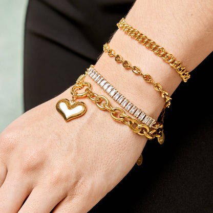 “Heart” Bracelet – 18K Gold Elegance