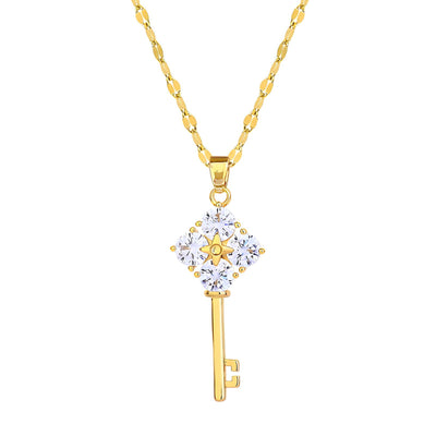 “Key” Necklace – 18K Gold Elegance