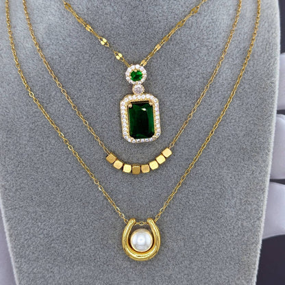 “Green Diamond Square” Necklace – 18K Gold Charm