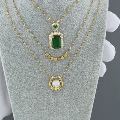 “Green Diamond Square” Necklace – 18K Gold Charm