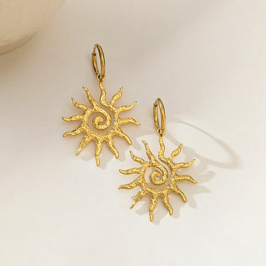 "Sun Shaped Stud" Earrings – 18K Premium Gold Plated